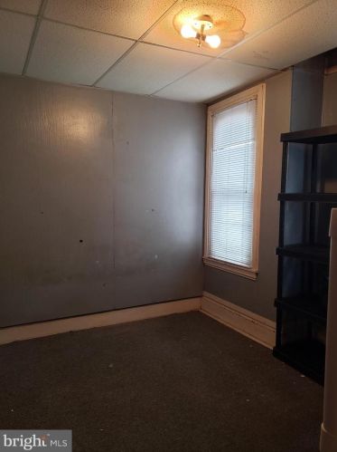 2717 9th St, Philadelphia, PA 19148-5047