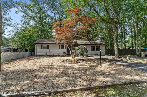 220 Long Branch Ave, Berkeley Township, NJ 08721-1032