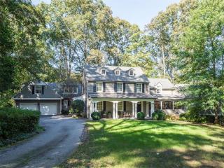 413 Manor Ridge Dr, Atlanta, GA 30305-3509
