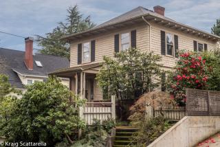 2122 Vista Ave, Portland OR  97201-2379 exterior