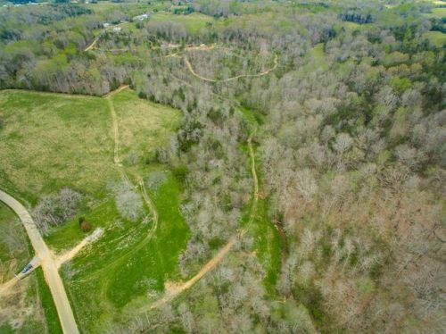 515 Pin Hook Rd, Ravenscroft, TN 38583-6966