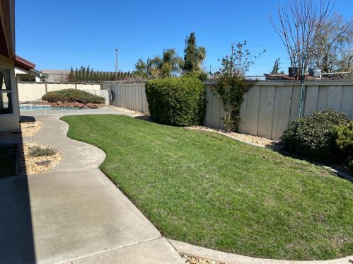 314 Garden Circle Dr, Manteca, CA 95336-9474