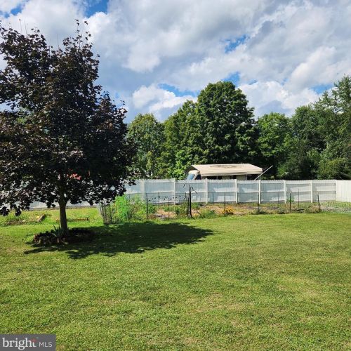 11899 Blue Gray Trl, Brandywine WV  26802-8011 exterior