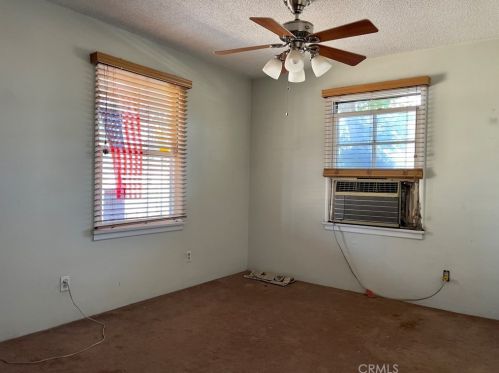 3640 Columbia Ave, Riverside CA  92501-1605 exterior