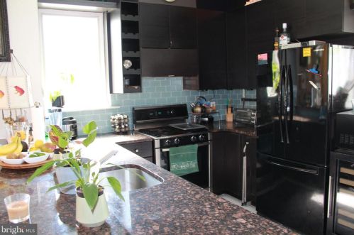 1426 20 St, Philadelphia PA 19132-4829 exterior