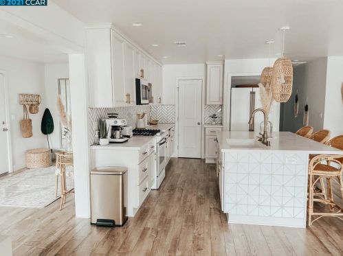 7716 Olive St, Fair Oaks, CA 95628-5807