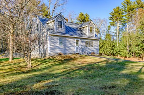 71 Ruth Ln, Lyman, ME 04002-7573