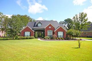 1041 Chattahoochee Dr, Bonaire, GA 31005-2505