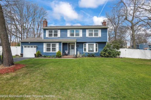 117 Brandon Rd, Lakehurst, NJ 08759-6240