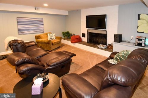 13712 Berkley Rd, Silver Spring MD 20904-6205 exterior