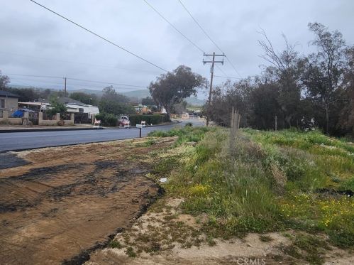 22310 Aloha Rd, Perris, CA 92570-5812