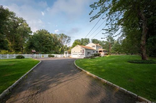 26 Gerdes Rd, New Canaan, CT 06840-6708