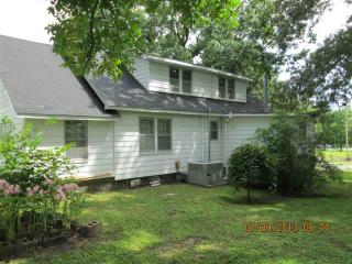 186 3rd St, Parsons, TN 38363-2510