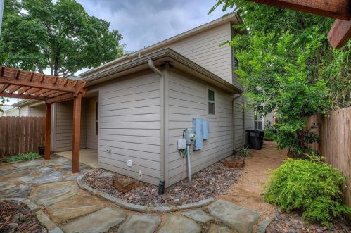 410 Wimberly St, Fort Worth TX  76107-2255 exterior