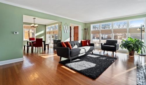 377 Webster Ave, Elmhurst, IL 60126-3636