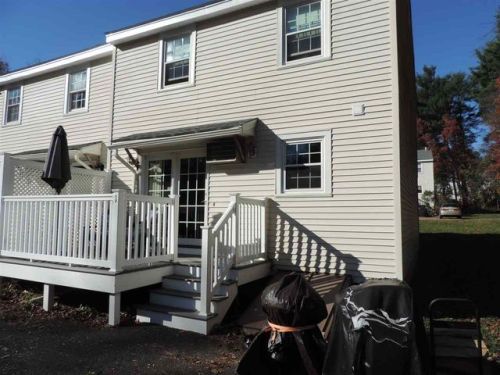 1 Olde Country Village Rd, Londonderry, NH 03053-3821
