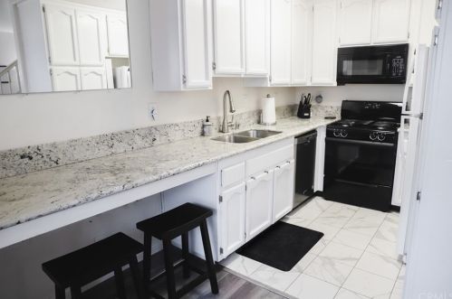 237 Coffman St, Anaheim CA  92805-7100 exterior