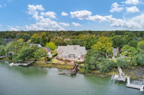 477 Settlers Rst, Mount Pleasant, SC 29464-8118