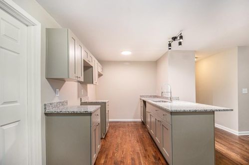 484 Fairlane Cir, Atlanta GA  30331-1508 exterior