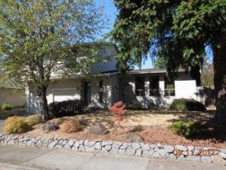 16157 Autumn Dr, Beaverton, OR 97007-4045