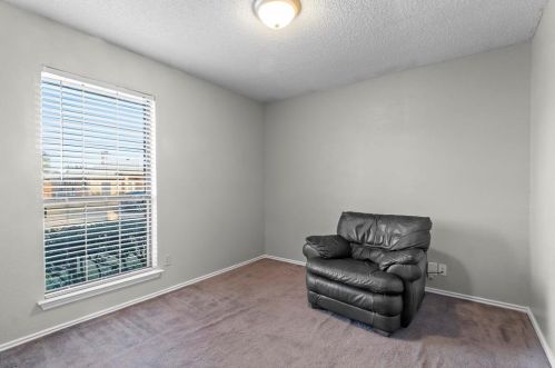 5229 Turtle Cv Rd, Garland TX 75044-4931 exterior