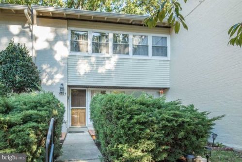 4764 Parkman Ct, Annandale, VA 22003-5045