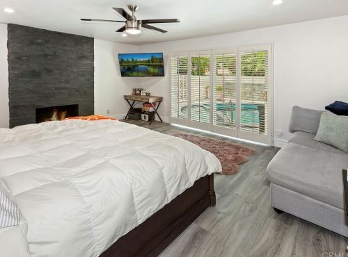 2009 Williams St, Santa Ana CA 92705-7841 exterior