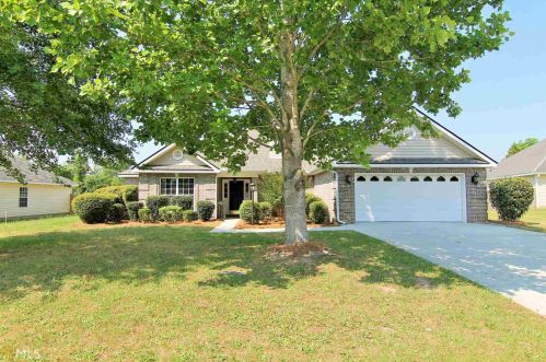 102 Creekview Trl, Warner Robins, GA 31088-1664