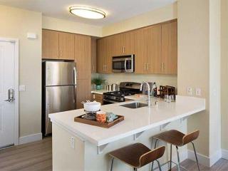701 Breeze Hill Rd, Vista CA  92081 exterior