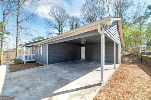 180 Oakland Blvd, Stockbridge, GA 30281-3887