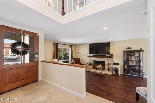 2358 Victoria St, Simi Valley, CA 93065-3602