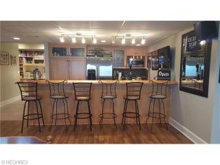 970 Sweet Grass Cir, Aurora OH  44202-5105 exterior