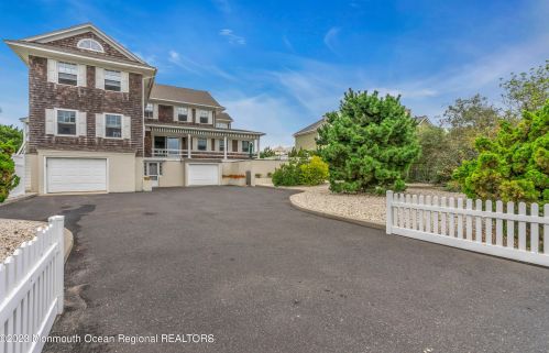 757 East Ave, Point Pleasant Beach, NJ 08742-5320