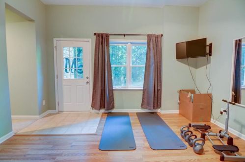 149 Grandmar Chase, Holly Springs GA  30115-6498 exterior