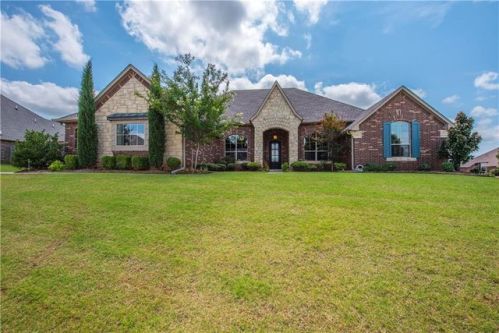 516 154th St, Edmond, OK 73013-1155