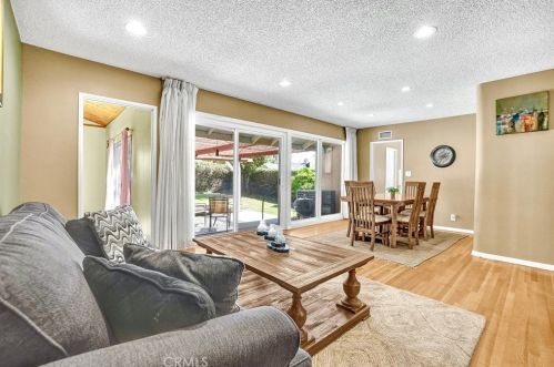 11168 Chadsey Dr, Whittier, CA 90604-1810