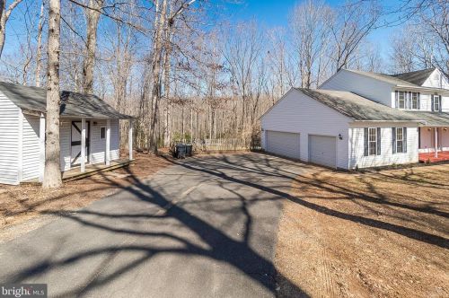 130 Kirkley Pl, Fredericksburg, VA 22406-4752