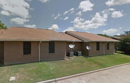 401 Mill St, Redlawn, TX