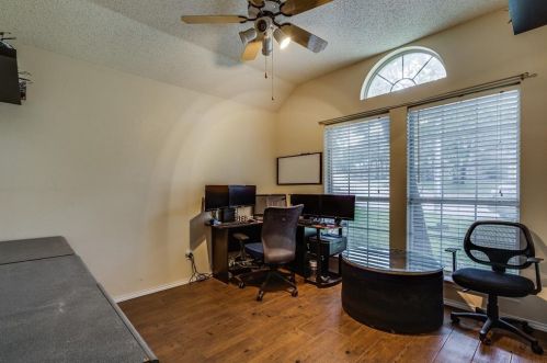 7624 Arbor Ridge Ct, Fort Worth TX  76112-4535 exterior