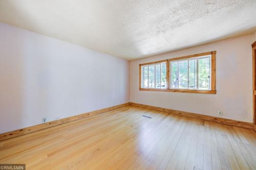 190 Charles Ave, Saint Paul MN  55103-2029 exterior