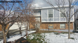 4652 Dearborn St, Denver CO  80239-5434 exterior