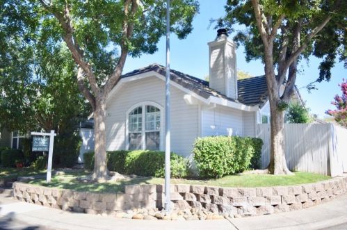 149 Brightstone Cir, Folsom, CA 95630-8192