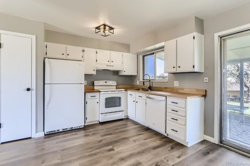 2539 Kittredge Ct, Denver CO 80011-7343 exterior