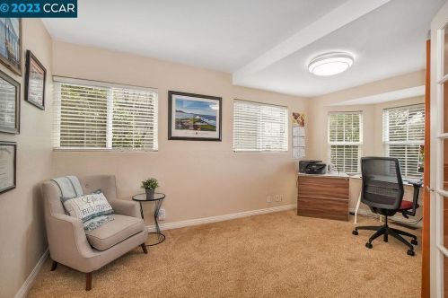 2735 Sinclair Ave, Concord CA  94519-2619 exterior