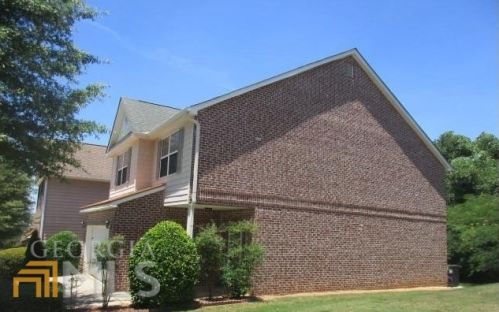510 Hansen Dr, Locust Grove, GA 30248-3694