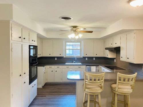 1505 Bardfield Ave, Garland TX  75041-4918 exterior