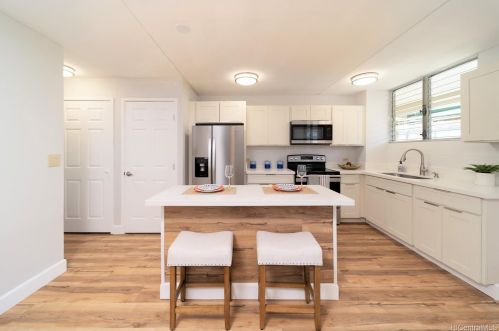 1401 Lusitana St, Honolulu HI  96813-2057 exterior