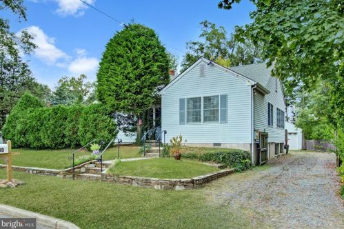 10 Clearview Ave, Trenton NJ  08619-1217 exterior