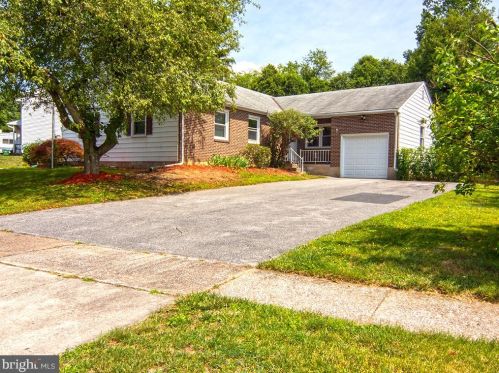 3600 Tudor Dr, Harrisburg, PA 17109-1235