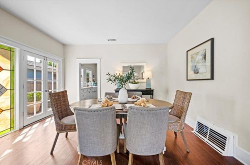 2620 Flower St, Santa Ana CA 92706-1930 exterior